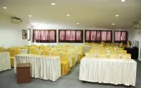 Al-Badar Hotel Syariah Makassar Hotel a Somba Opu