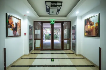 Wtown Cloud Dream Resorts