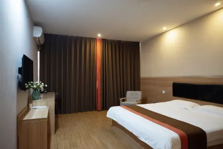 Moke Hotel(Zibo Railway square Station) Отели рядом со станцией Zibo Railway Station