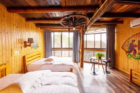 Yumiao Homestay (Rongshui Shuanglonggou Scenic Area) Отели в г. Жуншуй