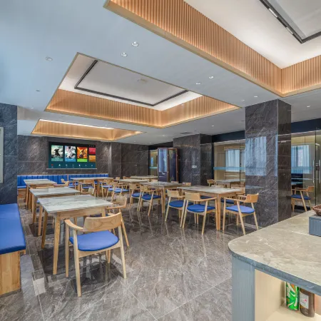 Duogao Hotel (Shengzhou China Yue Opera Art City Wuyue Plaza Branch)