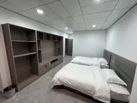 Junzhi Homestay - Inns