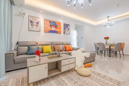 Hangzhou Ningxin Yayu (Yinhu Wanda Plaza) Отели рядом с достопримечательностью «Hangzhou Polytechnic (Gaoke Road)»