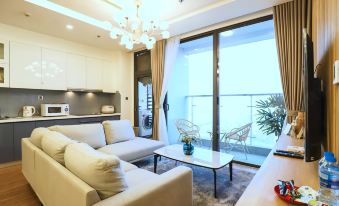 MIKAGE - VinHome Metropolis Serviced Apartment in  Lieu Giai