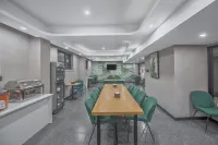 Lvshuiqingshan Homestay