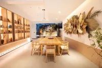 Floral Hotel·Luanchuan Guanshan Moon Homestay (Laojunshan Zhongling Cableway Store) Hotels in Luanchuan