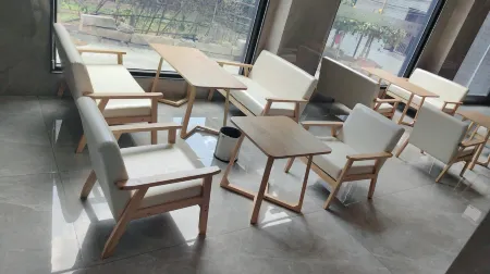 Dongshan Dongyu Dongxiang(DONG.SHAN.DAO.DIAN) Отели рядом с достопримечательностью «Jiuxian Mountain»