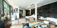 Wan Fenglin Xijing Art Inn