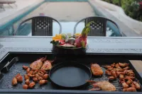 YUETUYINSU POOL GARDEN VILLA