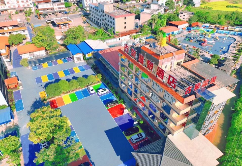 hotel overview picture