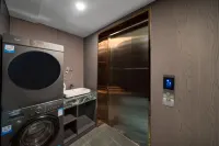 Luxe Hotel (Yiyang City College Branch)