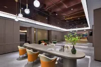 โรงแรมอาเห่า ซีซันส์ (ภูเขาหลัวฝู ป๋อหลัว ฮุยโซว)