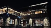 Xiaojin Yujian Mountain Homestay