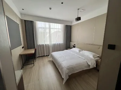 Manting Youyue Hotel (Datang Food Street) Hotels near DaTang MeiShiJie