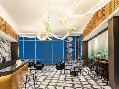 Haoting High-Rise River View Hotel (Jiefangbei Hongyadong Branch) Hotell i 