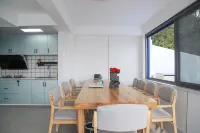 Dai shan hai zhi yu holiday hotel