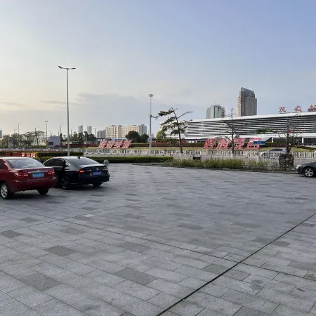 Haoting Apartment (Maoming High-Speed Railway Station)