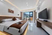 Yuanye·Manxing Homestay (Hailuogou Glacier Forest Park Visitor Center) - جديد