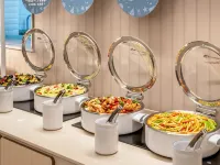 Hanting Hotel (Yining Global Port Six-Star Street Scenic Area Branch) 이닝 호텔
