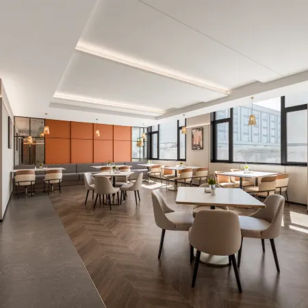 Home Selection Hotel (Urumqi Xintianrun Tianshan International Airport Branch) Отели рядом с Аэропорт Урумчи