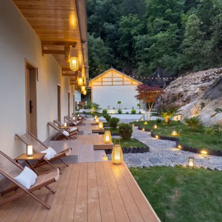 Hefeng Banshandu Homestay (Pingshan Canyon)