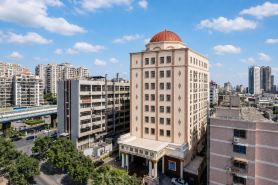 Edinburgh International Exhibition Hotel (Xiamen Railway Station Wolongxiaocheng BRT Station Branch)