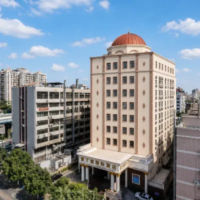Edinburgh International Exhibition Hotel (Xiamen Railway Station Wolongxiaocheng BRT Station Branch) Hotels near سيمينج