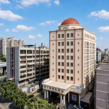 Edinburgh International Exhibition Hotel (Xiamen Railway Station Wolongxiaocheng BRT Station Branch)