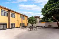 Shangyunju Apartment (Shenzhen Longhua Qinghu North Subway Station) - parking