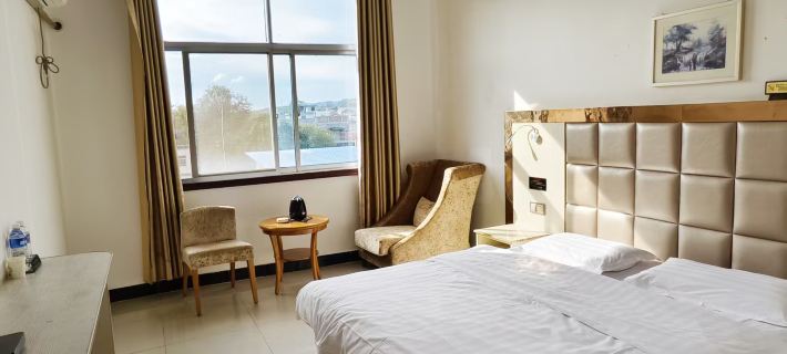 Danfeng Shengyi Hotel Hotels in Danfeng