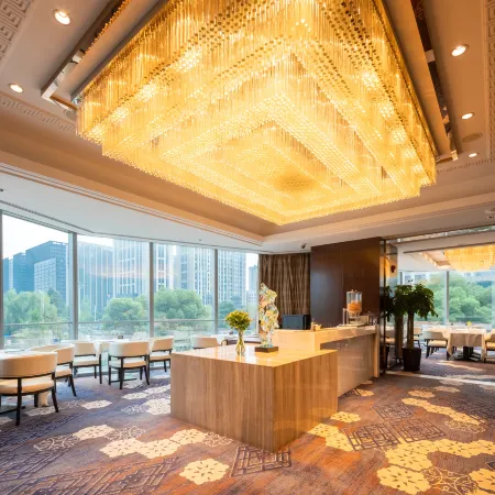 Grand View Hotel