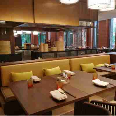 New World Qingyuan Hotel Dining/Meeting Rooms