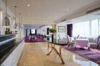 Kai Wah Plaza Hotel - 5 Sao