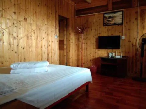 Longfeng Manor Hotels near Ziquejie Terraces