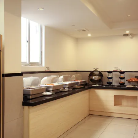 Jiangnan Business Hotel