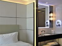 北京厦航嘉年华酒店 - 高级双床房