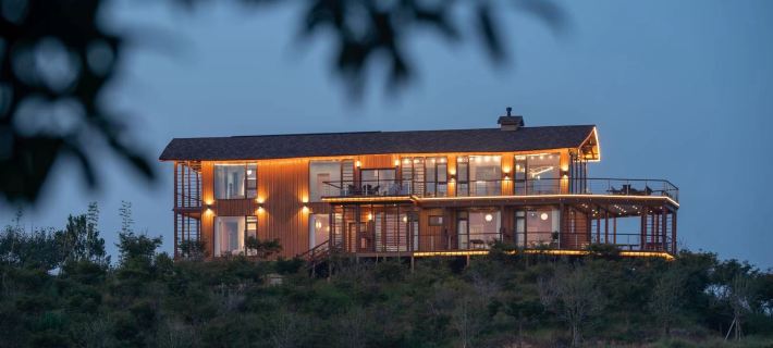 Pear Blossom Station Hotels in Jianning