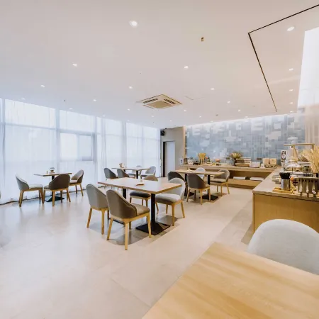 Homeinn Hotel (Shuyang Sanpima Commercial Plaza)