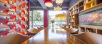 Magpie Hotel