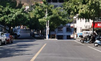 梧州豪达宾馆 - Housity