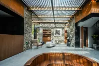 Cloud Homestay in Hometown