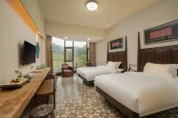 Shi'er Beihou Qingxixia Hotel Hotels in Suiyang