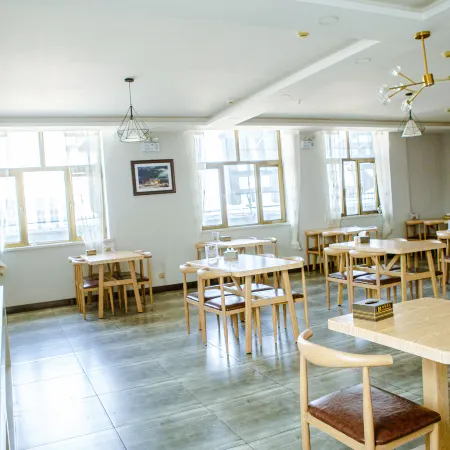 Hotels in Yiningbaiman