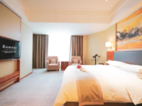 رامادا بلازا شانجهاي بودونج إيربورت Hotels near مطار بودونغ الدولي، الصالة 1