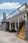Floral Hotel·Slow lane B & B Hotels in Yantai