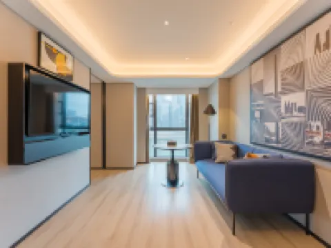 โรงแรมเอทัวร์ เอส ฉงชิ่ง เจียฟางเป่ย หงยาตง ริเวอร์วิว โรงแรมในฉงชิ่ง