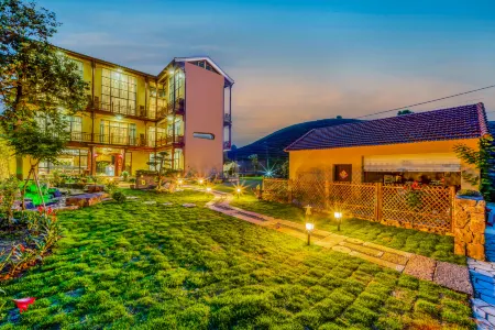 Going back, ho, parent-child vacation home Отели рядом с достопримечательностью «Yuanxiangxiaozhen Sceneic Area»