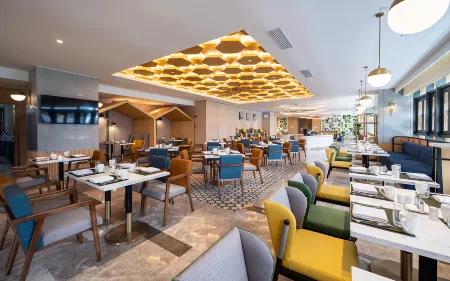 Hilton Garden Inn Nanchang Honggutan Отели рядом с достопримечательностью «East China University of Technology (Nanchang Campus)»