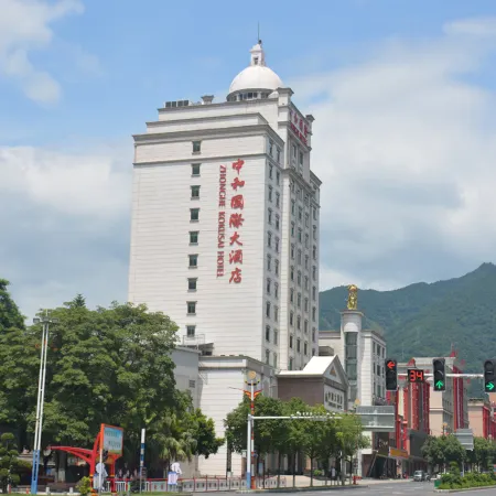 Zhonghe Hotel