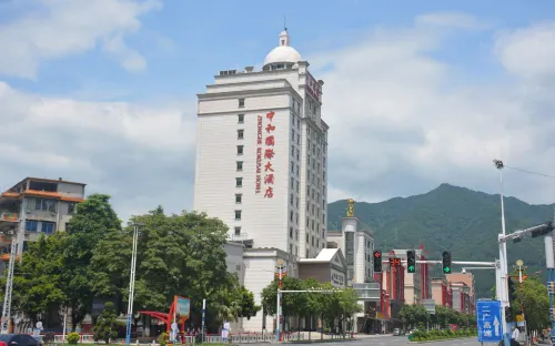 Zhonghe Hotel Hotel di Liannan Yao Autonomous County